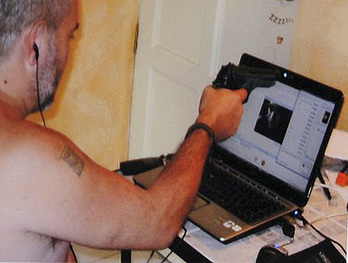 Foto de Eduardo Rózsa, el jefe del grupo, encontrada en su propio ordenador.