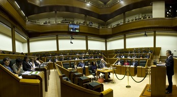 Panorámica del Parlamento de Gasteiz durante el último debate de política general. (Raul BOGAJO / ARGAZKI PRESS)