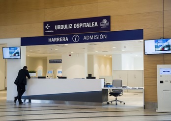 Hall del hospital de Urduliz. (Marisol RAMÍREZ/ARGAZKI PRESS)