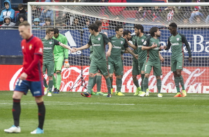 San José celebrando un gol del Athletic en El Sadar en 2017. (Jagoba MANTEROLA / FOKU)