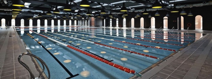 La piscina de Alhóndiga Bilbao abrirá de nuevo el miércoles. (azkunazentroa.eus)