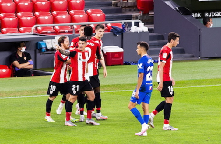 Capa ha marcado el gol del Athletic en el primer tiempo. (Luis JAUREGIALTZO / FOKU)