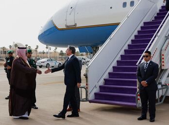 El secretario de Estado estadounidense, Antony Blinken, a su llegada a Riad.